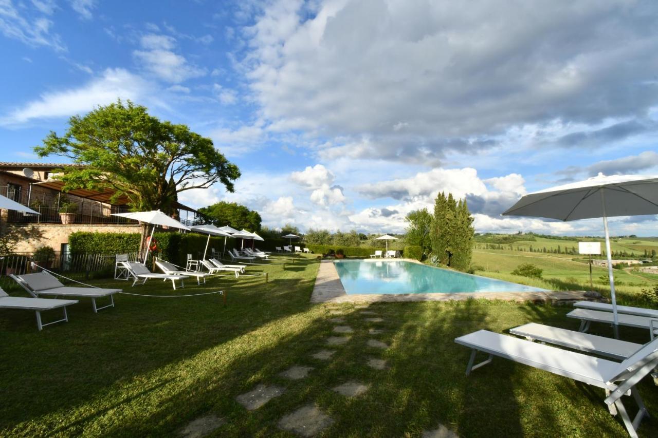 Le Rocche Di Valianoアパートホテル エクステリア 写真