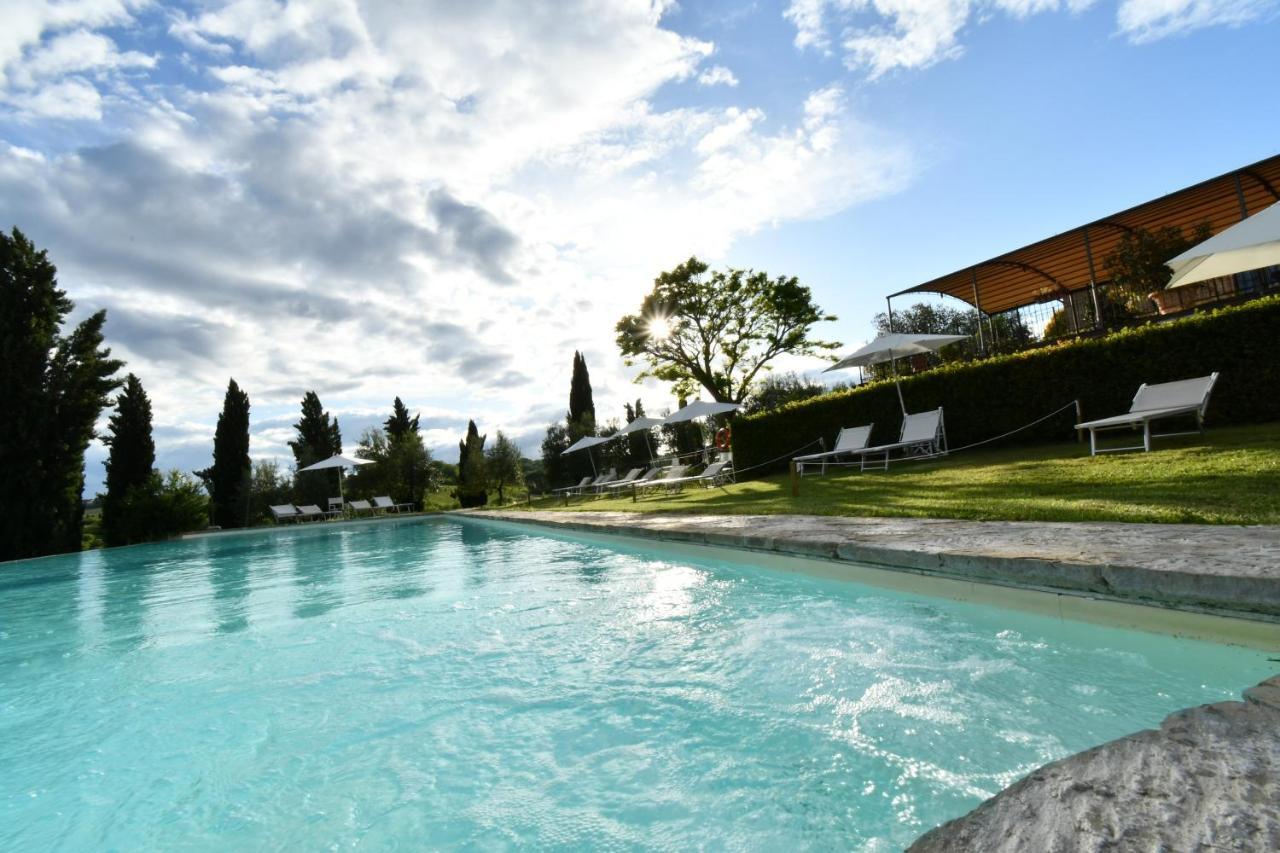 Le Rocche Di Valianoアパートホテル エクステリア 写真