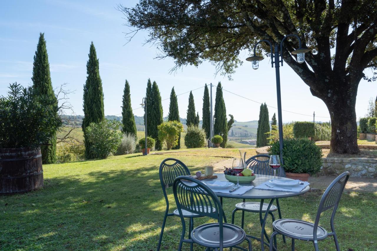 Le Rocche Di Valianoアパートホテル エクステリア 写真
